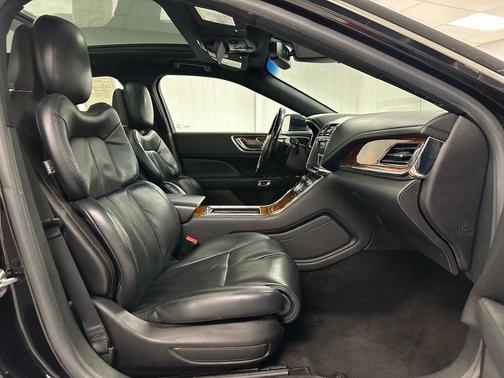 2017 Lincoln Continental Reserve