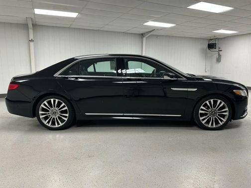 2017 Lincoln Continental Reserve