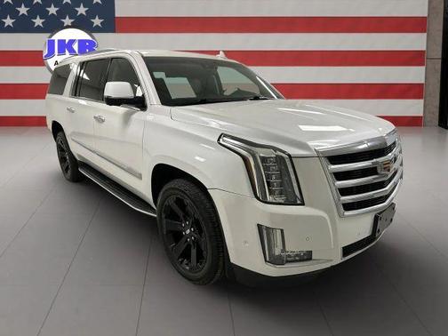 2017 Cadillac Escalade ESV Luxury
