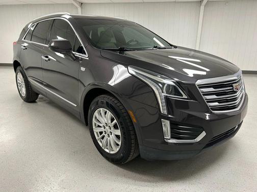 2017 Cadillac XT5 Base