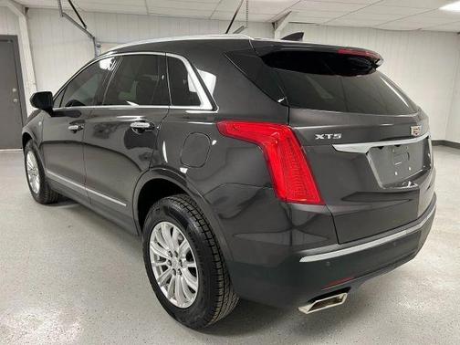 2017 Cadillac XT5 Base