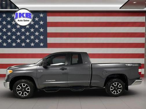 2017 Toyota Tundra SR5