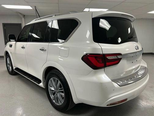 2018 INFINITI QX80 Base