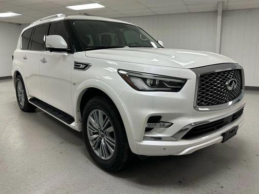 2018 INFINITI QX80 Base