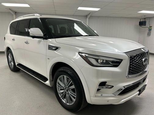 2018 INFINITI QX80 Base