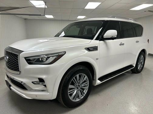 2018 INFINITI QX80 Base