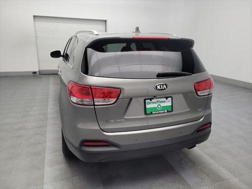 2018 Kia Sorento LX