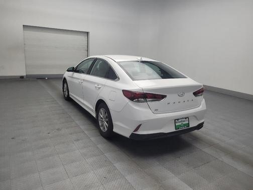 2018 Hyundai SONATA SE