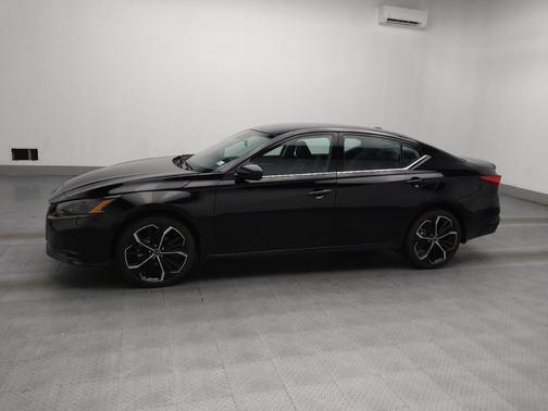 2023 Nissan Altima SR Intelligent AWD