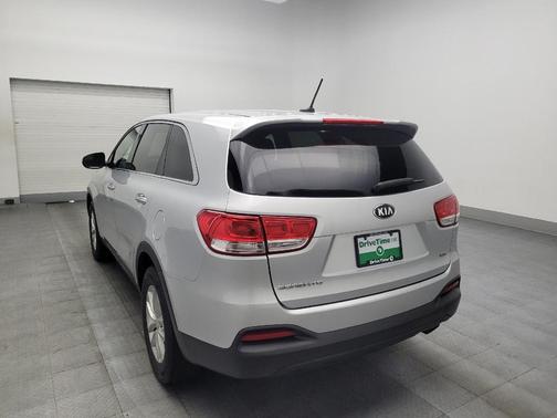 2016 Kia Sorento L