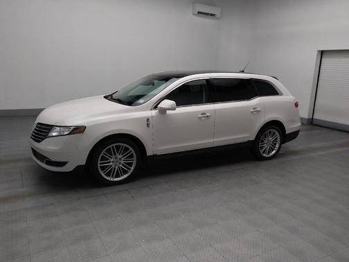 2018 Lincoln MKT Reserve