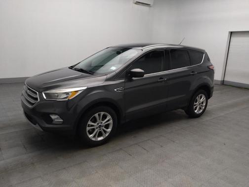 Magnetic Metallic 2017 Ford Escape SE