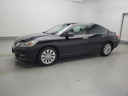 Photo 2 of 32 of 2014 Honda Accord EX
