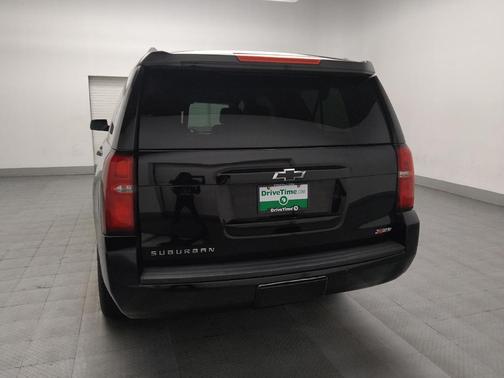 2017 Chevrolet Suburban LT