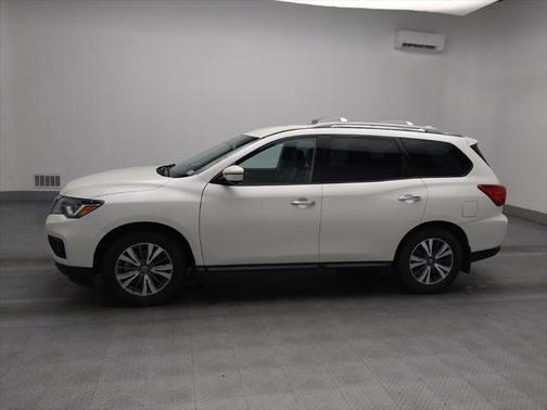 2019 Nissan Pathfinder SL