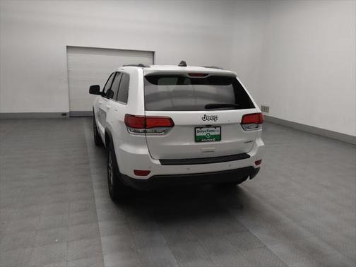 2020 Jeep Grand Cherokee Laredo