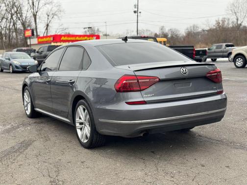 2019 Volkswagen Passat 2.0T Wolfsburg Edition