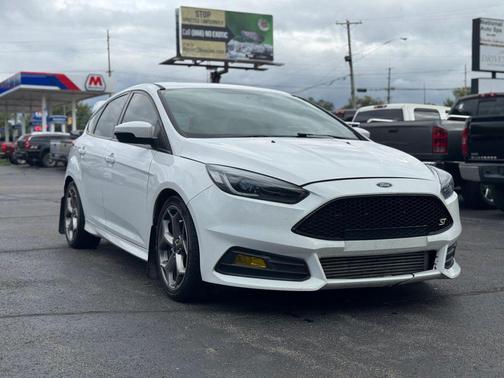 2017 Ford Focus ST