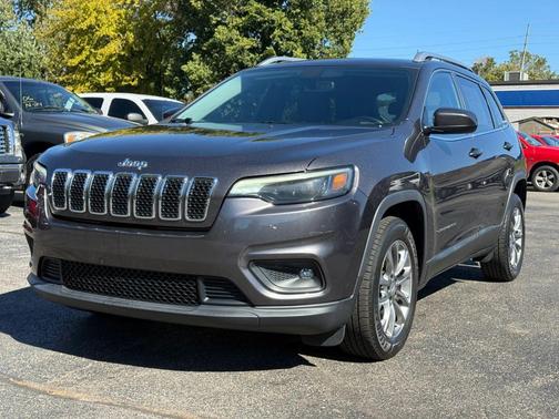 Granite Crystal Metallic Clearcoat 2019 Jeep Cherokee Latitude Plus