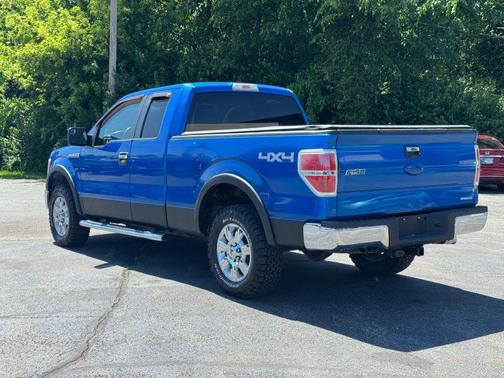 Blue 2011 Ford F-150 XLT
