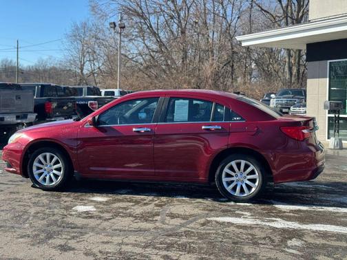 2011 Chrysler 200 Touring