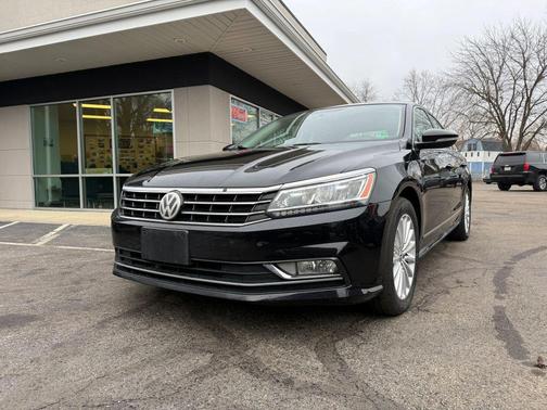 2017 Volkswagen Passat 1.8T SE