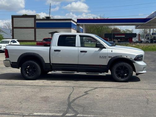Bright Silver Metallic Clearcoat 2013 RAM 1500 Tradesman/Express