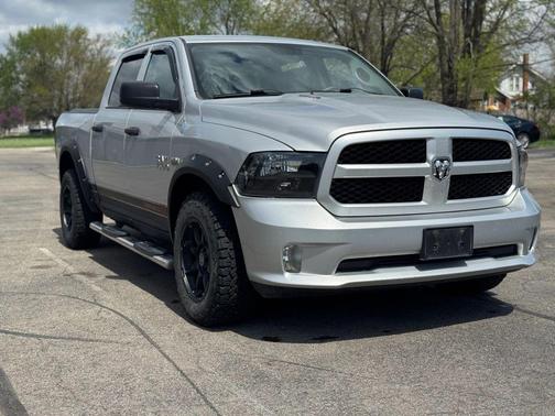 Bright Silver Metallic Clearcoat 2013 RAM 1500 Tradesman/Express