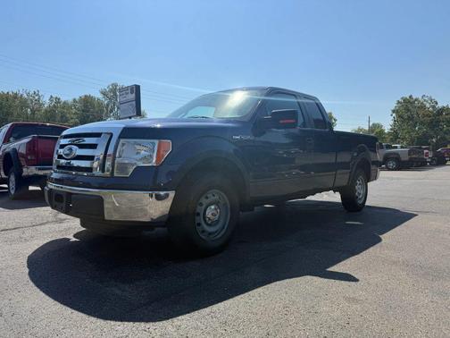 Blue 2011 Ford F-150 XLT