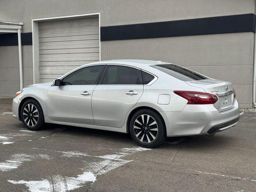 2018 Nissan Altima 2.5 SV