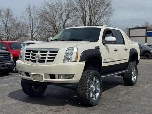 White Diamond Tricoat 2009 Cadillac Escalade EXT Base