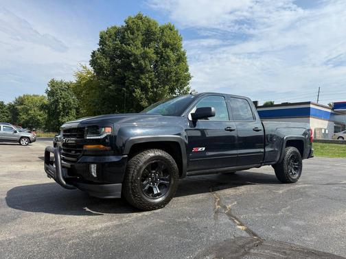 Black 2017 Chevrolet Silverado 1500 2LT