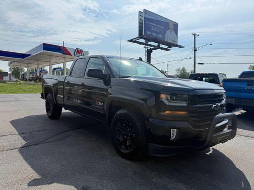 Black 2017 Chevrolet Silverado 1500 2LT
