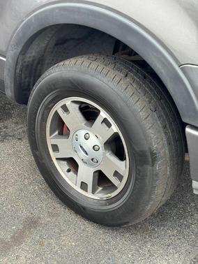 2004 Ford F-150 XLT SuperCrew