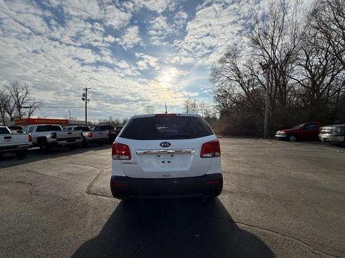 2013 Kia Sorento LX