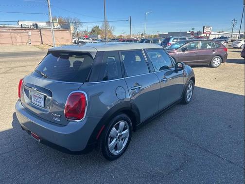 2016 MINI Hardtop Cooper