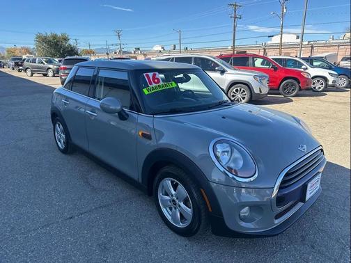 2016 MINI Hardtop Cooper