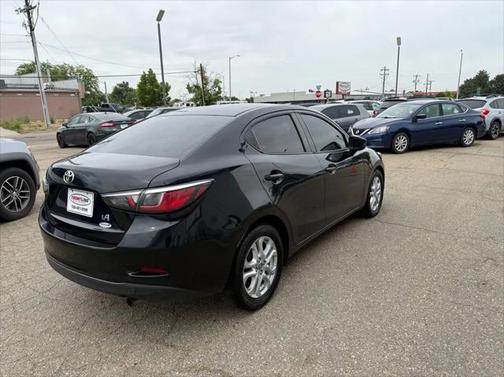 2017 Toyota Yaris iA Base