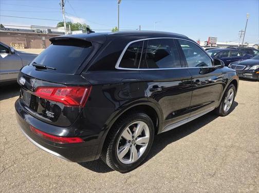 2018 Audi Q5 2.0T Premium Plus