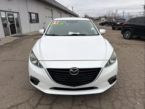 2014 Mazda Mazda3 i Sport