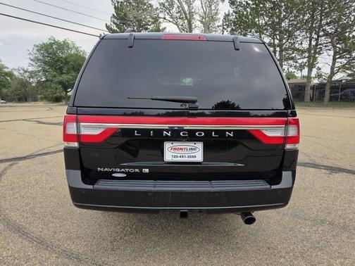 Black 2017 Lincoln Navigator L Select