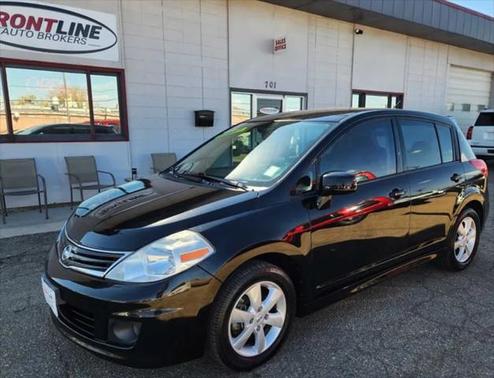 2010 Nissan Versa 1.8 SL