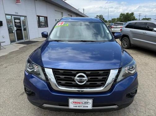 2019 Nissan Pathfinder SL