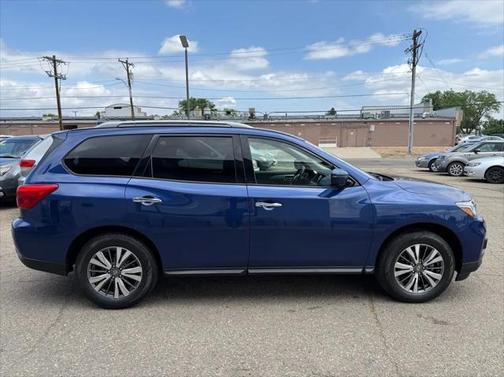 2019 Nissan Pathfinder SL