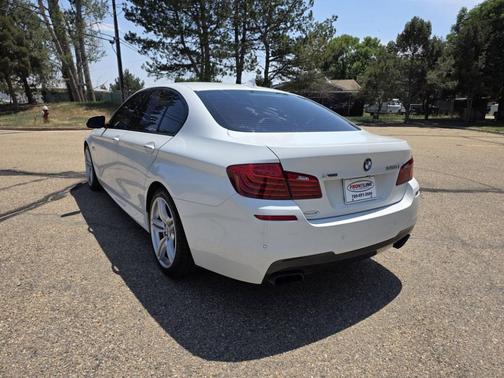 White 2016 BMW 550 i xDrive