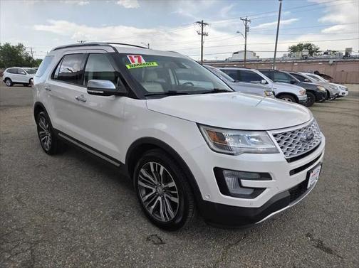 2017 Ford Explorer Platinum
