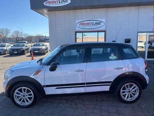 2015 MINI Countryman Cooper