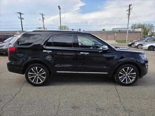 2017 Ford Explorer Platinum