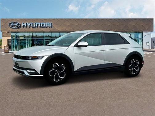 2024 Hyundai IONIQ 5 SEL