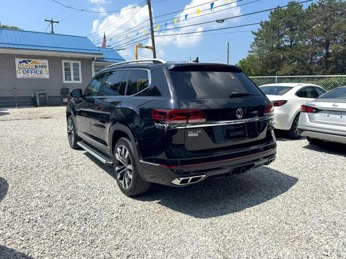2022 Volkswagen Atlas 3.6L SEL Premium